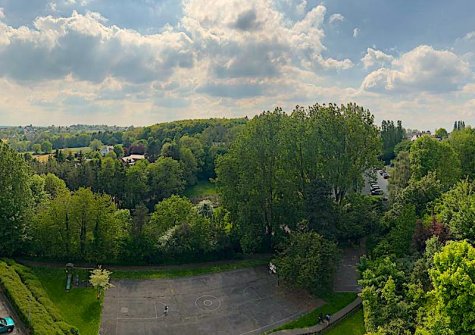 Fléron: un panorama au-delà du magnifique pour ce bel appartement 2 chambres.