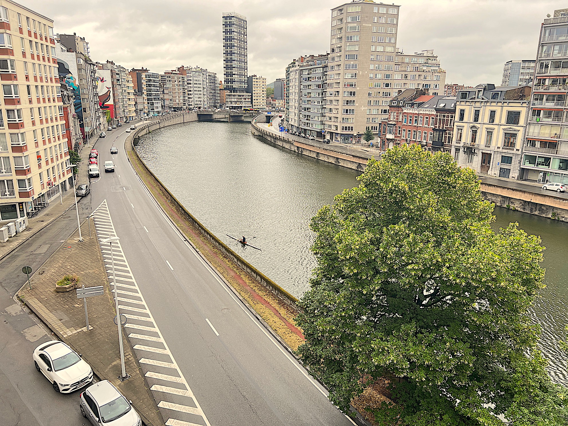 À LOUER: Superbe appartement flambant neuf sur l’un des plus beaux quais de Liège.