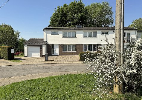 Plainevaux: jolie villa 3 chambres avec jardin et garage.